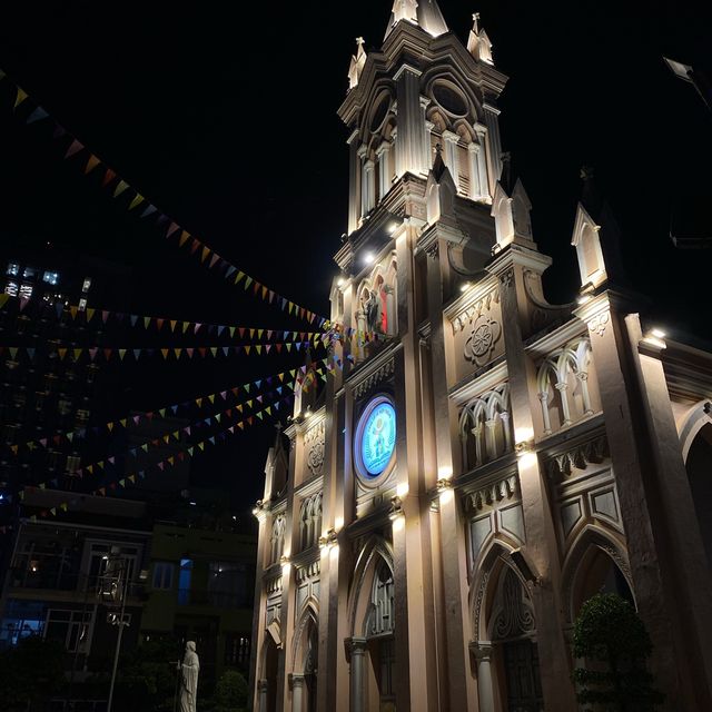 베트남 다낭 핑크성당 다낭교구성당 Giáo xứ Chính tòa Đà Nẵng