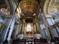 🕍 Majestic Reverie: St. Paul's Cathedral 🌆