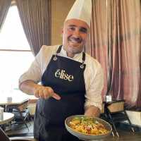 🇹🇷디야르바크르의 가로수길에 새로 문을 연 “Élise restaurant & bar”