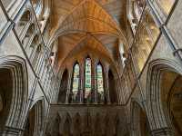 Serenity at Southwark Cathedral 🏛️🌿