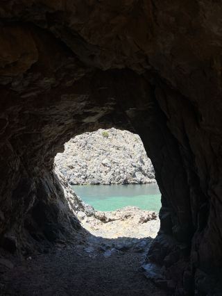 🇮🇹A combination of cliffs, caves and beautiful sea