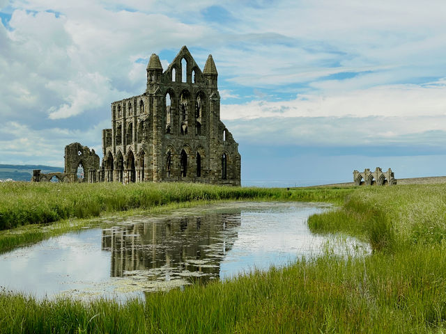 Robin Hood Bay - Whitby Abbey