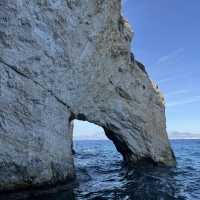 From Sunset Bliss to Castle Views: A Taste of Greece’s Hidden Treasures