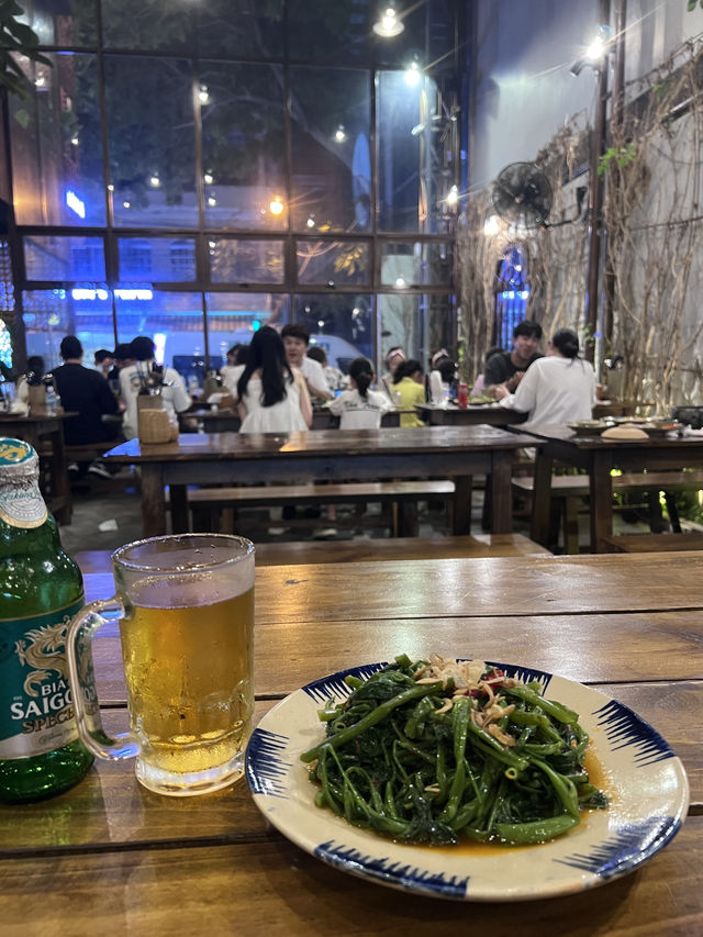 ベトナム・ニャチャンの絶品グルメ｜海鮮からローカルフードまで楽しむ完全ガイド🇻🇳✈️🌎