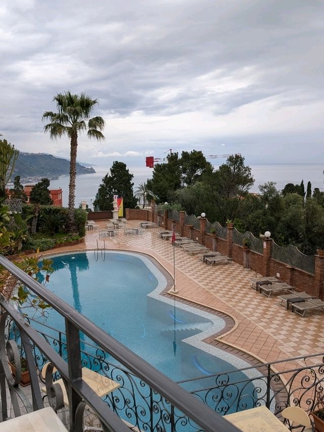 Ariston Hotel 