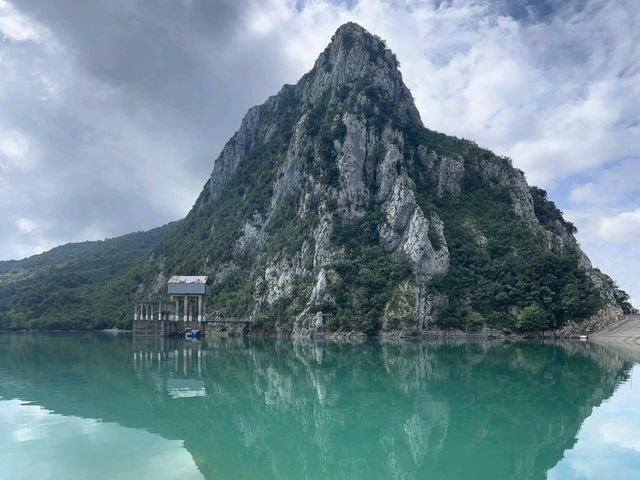 Hidden Gem of Tirana: Lake Bovilla