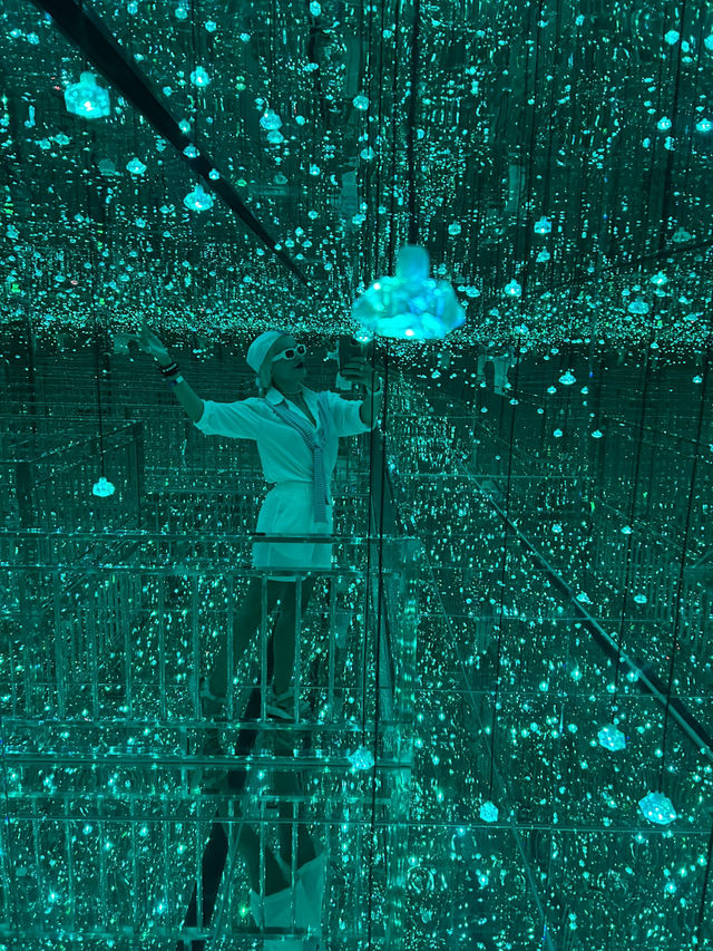 Meta Show in Ho Chi Minh: Where Van Gogh’s Paintings Come to Life