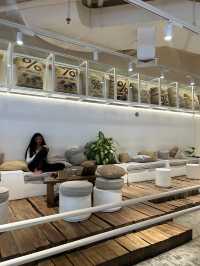 Cosy delicious coffee place in Bali 