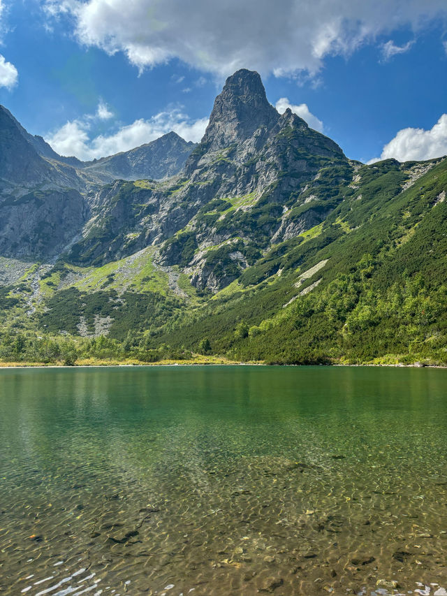 ✨Zelene Pleso is a hidden gem of Tatras!✨