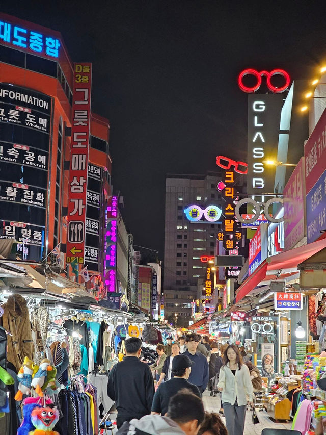 Seoul Vibes: Where Tradition Meets Trend 🇰🇷 