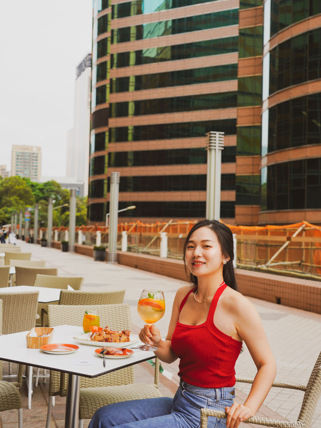 3 years later, I went to Hong Kong for the first time and finally took some Hong Kong-style photos!