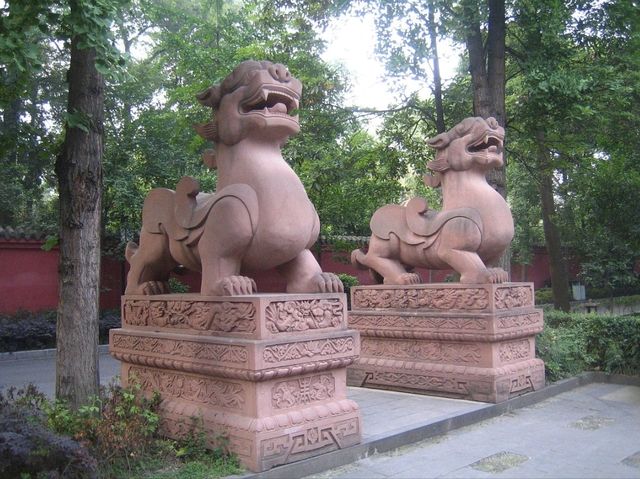 Tranquil Visit in a Hidden Taoist Temple!🇨🇳