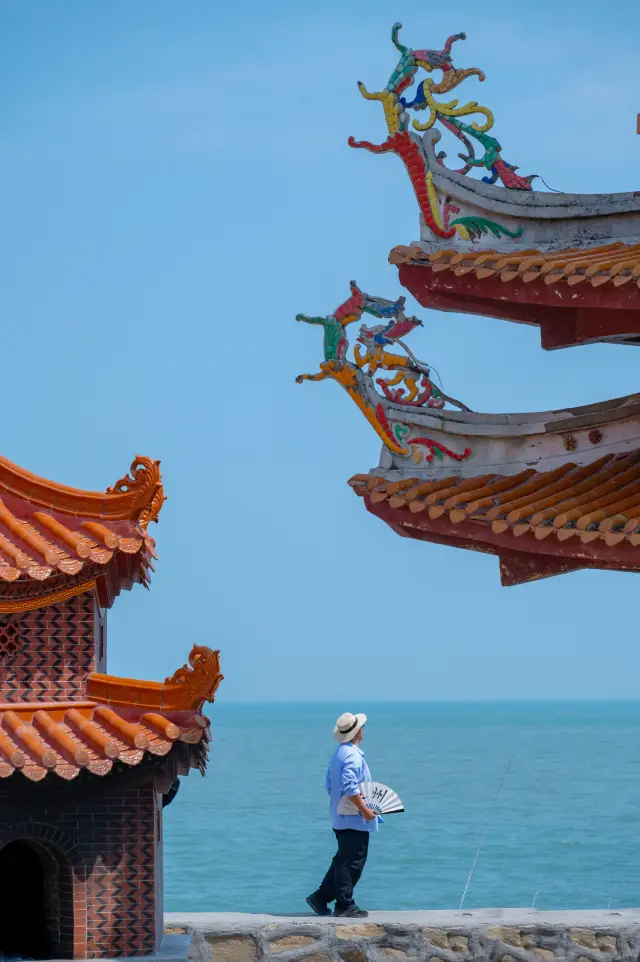 At this sea temple, I captured the photo of a lifetime