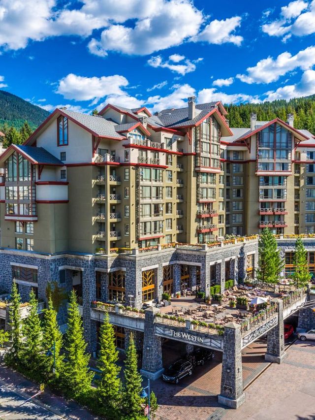 🏔️ Whistler Getaway: Westin Resort & Spa's Top Picks 🛌