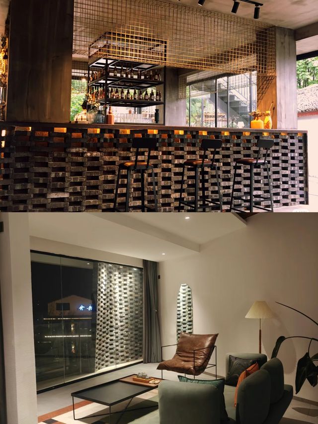 貴州的萬峰林十分驚豔，這家酒店相得益彰