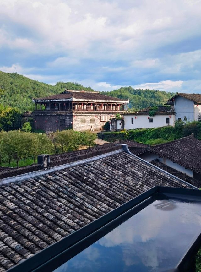 這個800年冷門原始古村，真的很適合隱居。。