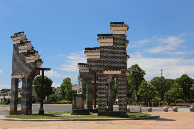 一座活生生的歷史博物館——安義古村。
