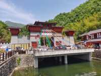 南陽龍潭溝旅遊攻略。