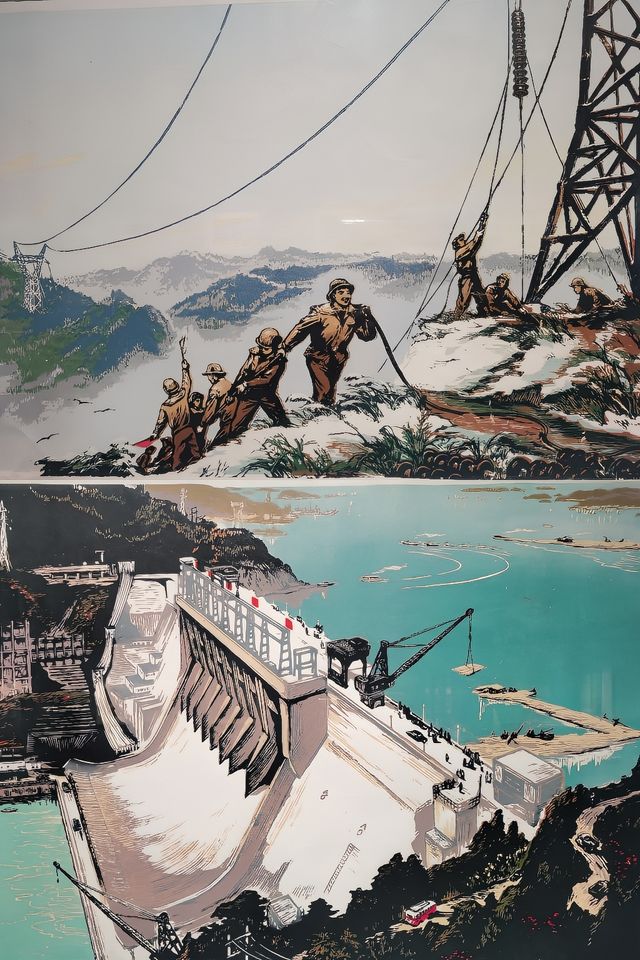 誤入版畫深處，水墨的衝擊力好強！。