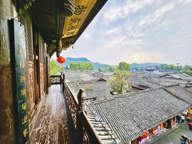 閬中古城。