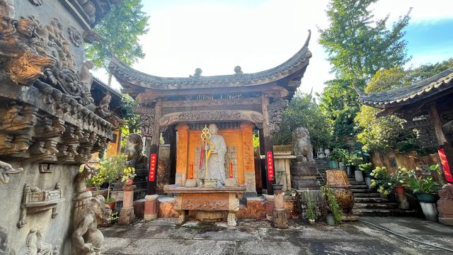 浦江龍潭古寺