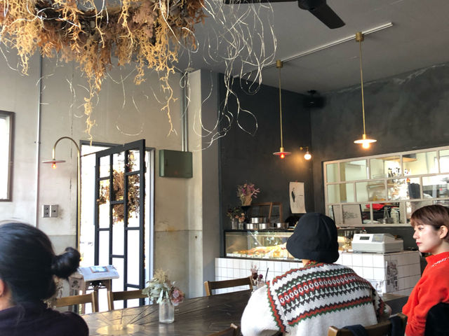 東京の隠れ家チーズケーキ店【A WORKS】