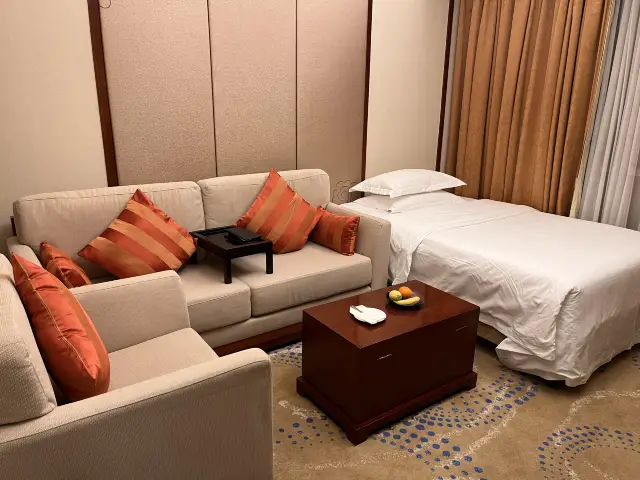 포산 크라운 플라자 호텔| 조묘 옛 랜드마크 인근, 광저우식 전통 조식 즐기기