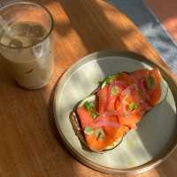 good stop for coffee and toast
