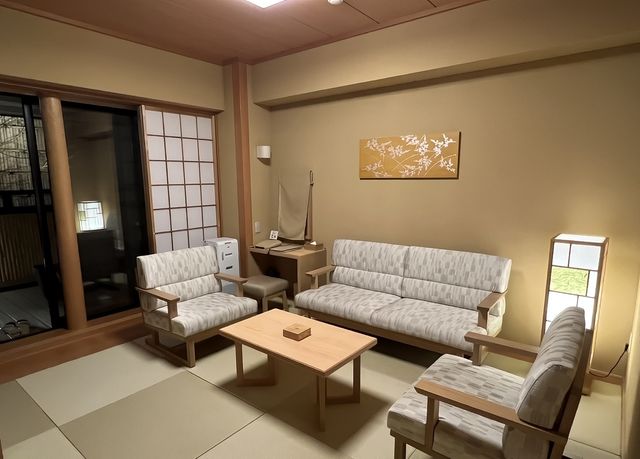 一有假期就想去嘅日本溫泉天花板