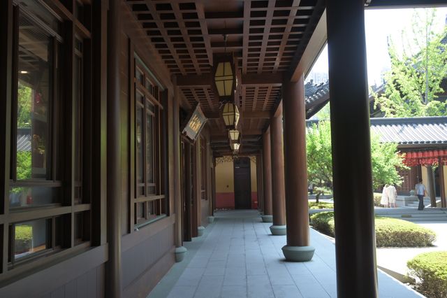 上海で必ず訪れたいお寺　