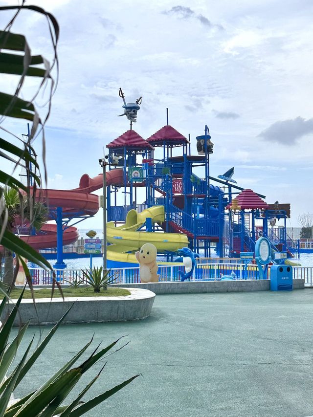 奶龍突襲汕頭中海黃金海岸水上樂園！ -