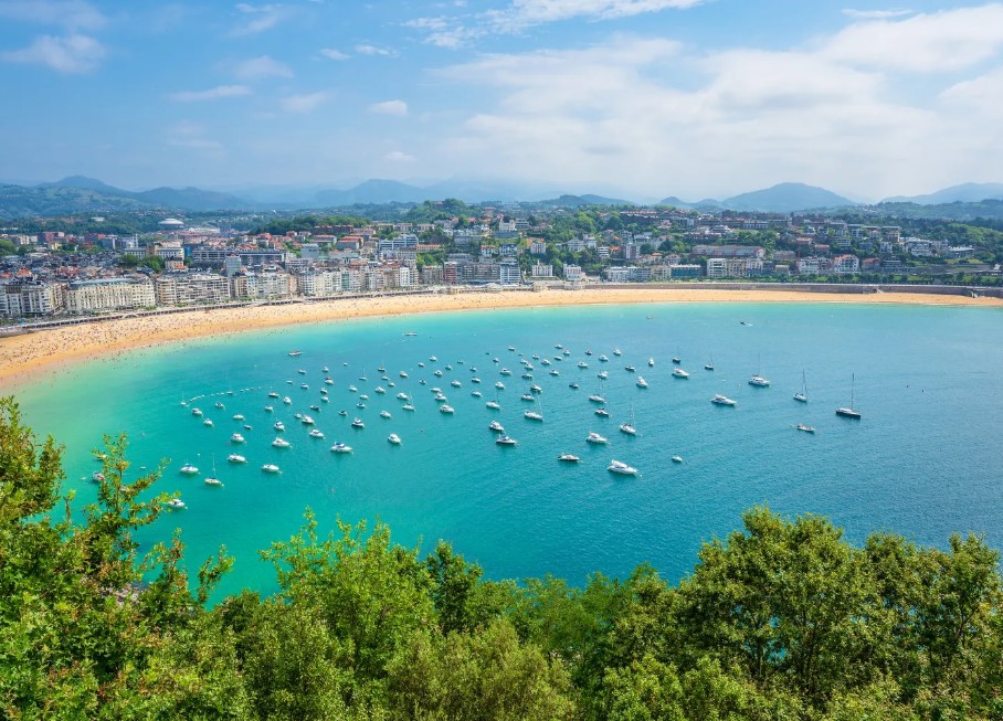 San Sebastian | Một chuyến tham quan tuyệt vời đến thị trấn ven sông