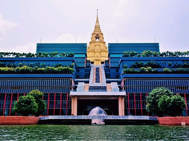 Big Bang Bangkok: The Explosive Energy of Thailand's Capital