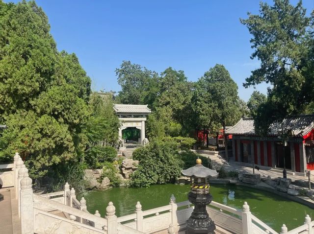濟南三日遊：探索泉城魅力，暢享歷史人文之旅​
濟南，這座充滿魅力的城市，素有「泉城」的美譽。趵突