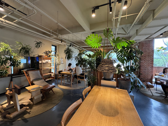 魔都必打卡！浦東洋房絕美咖啡館一尺花園金橋店