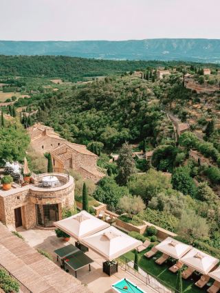 Purple Waves of Romance! Immersive Experience in Provence's Lavender Fields