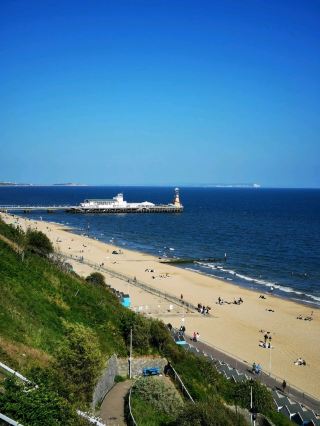 Coastal Charm: Exploring Bournemouth’s Seafront