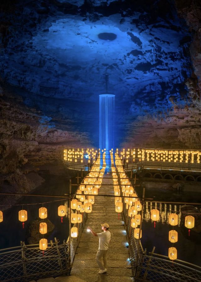 真係唔敢相信…竟然闖入咗《盜墓筆記》入面嘅地心世界。