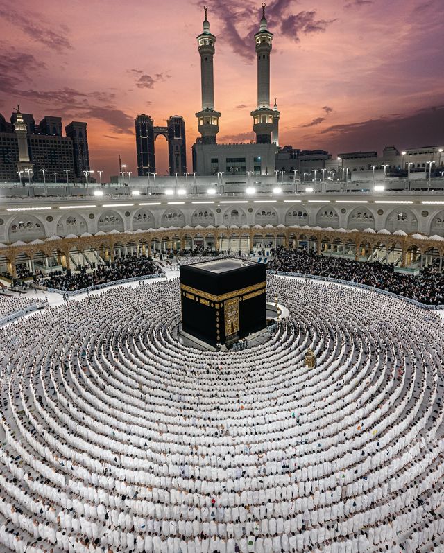 Bismillah!印尼兄弟姊妹的麥加副朝攻略,神聖之旅也能輕鬆又溫馨🌙 Bismillah!印尼兄弟姊妹的麥加副朝攻略,神聖之旅也能輕鬆又溫馨🌙