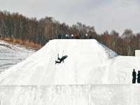 崇禮滑雪在雲頂,滑進滑出還看到了蘇翊鳴谷愛凌 滑雪度假的終極幸福是不用扛板暴走、不用趕接駁車,下