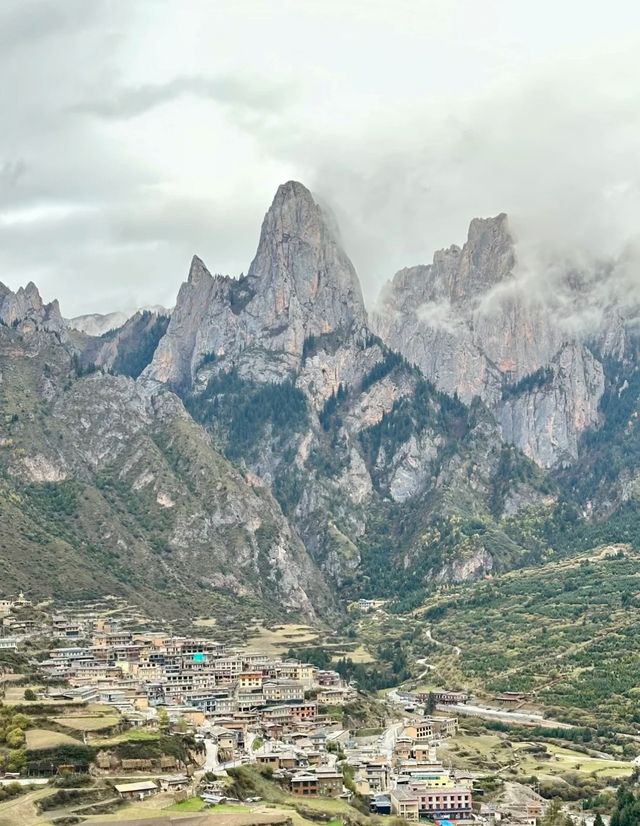 扎尕那徒步日記｜累癱但被治癒哭