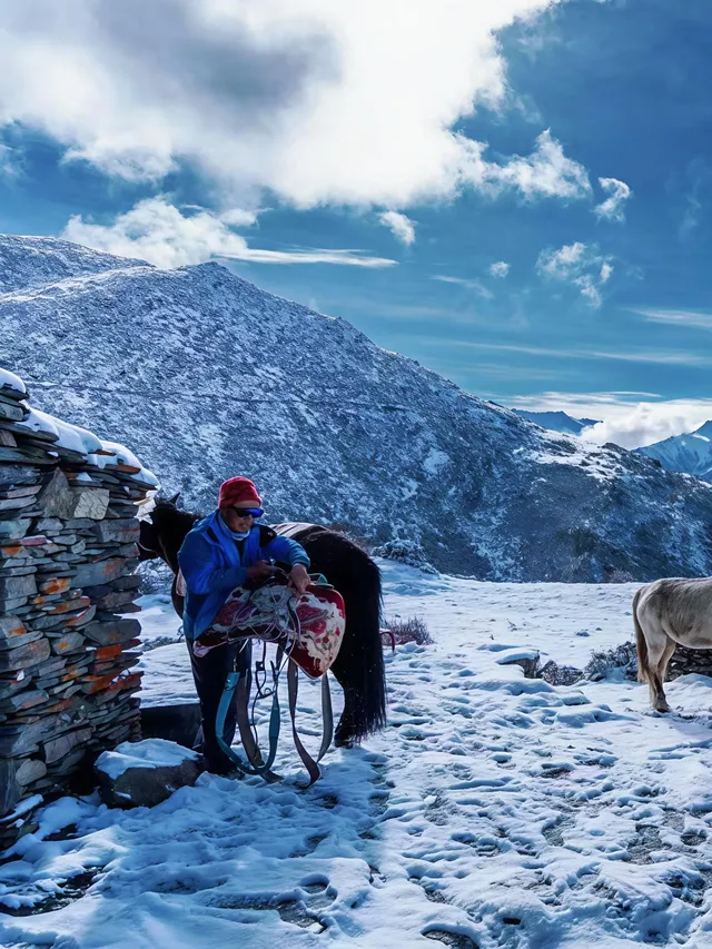 接下來登場的是千元級雪山格什莫斯科峰！
