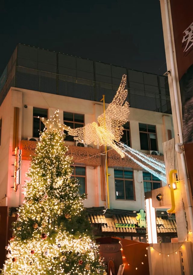 廈門聖誕氛圍感拉滿住這家酒店逛果殼街區超方便!
聖誕月來廈門,想沉浸式感受浪漫聖誕氛圍,選錦江 廈門聖誕氛圍感拉滿住這家酒店逛果殼街區超方便!
聖誕月來廈門,想沉浸式感受浪漫聖誕氛圍,選錦江