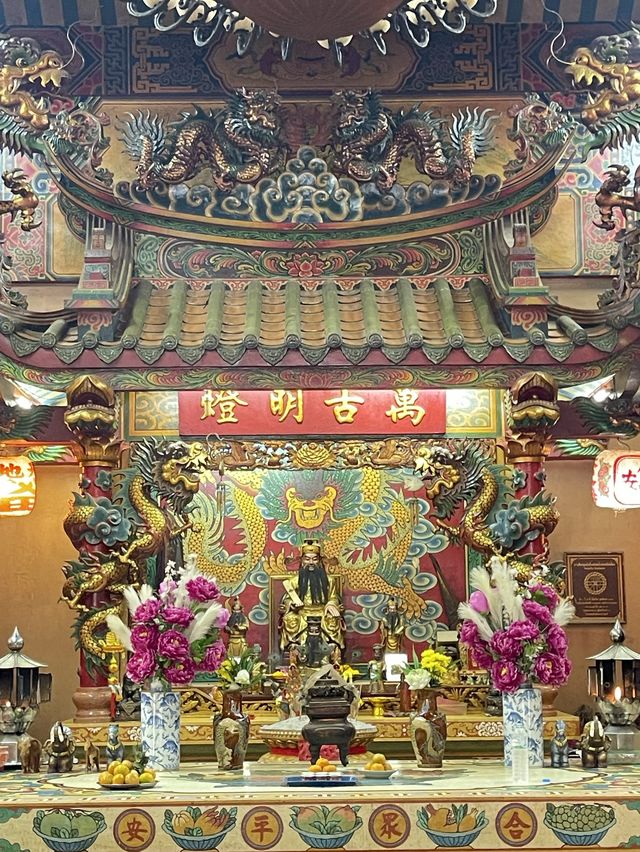 ศาลเจ้าพ่อหลักเมืองตราด 📍