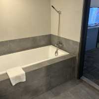 Clean and Super Spacious Hotel with Car Lift