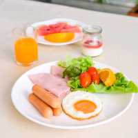 ลากแฟน​ลากครอบครัวไปนอนวิลล่าน่ารักใกล้หาดชะอำ