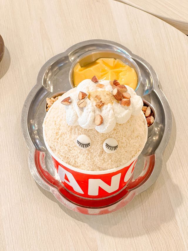 คาเฟ่ขนมหวานสไตล์จีน😋