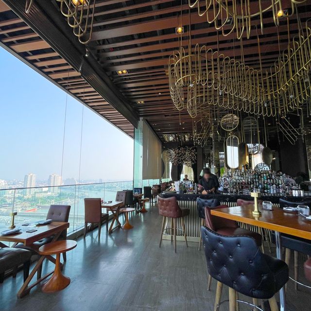 🍴 ห้องอาหาร SEEN Restaurant & Bar Bangkok