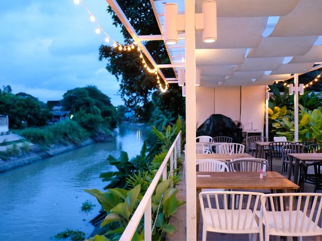 Busaba Ayutthaya นอนเรือนไทยคอนเซปใหม่ @ อยุธยา