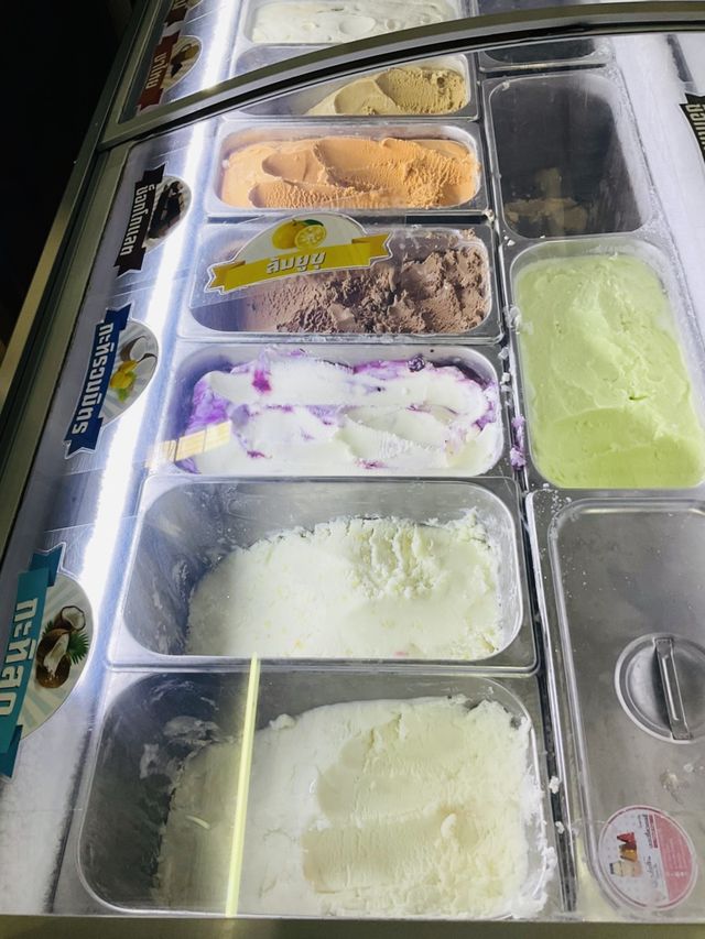 ร้านไอศครีมเปิดมานานกว่า30ปี